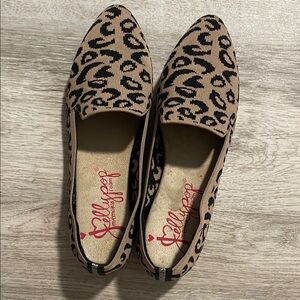 Jellypop Women's Tan Leopard Flats